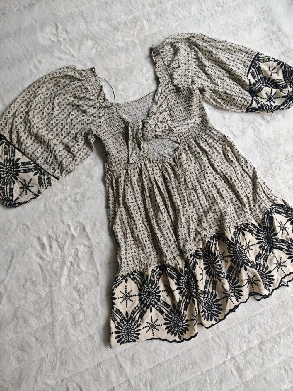 Tribal Femme French Oak Embroidered Mini Dress 2-Way Wear Boho Smocked Dress L - Picture 5 of 15